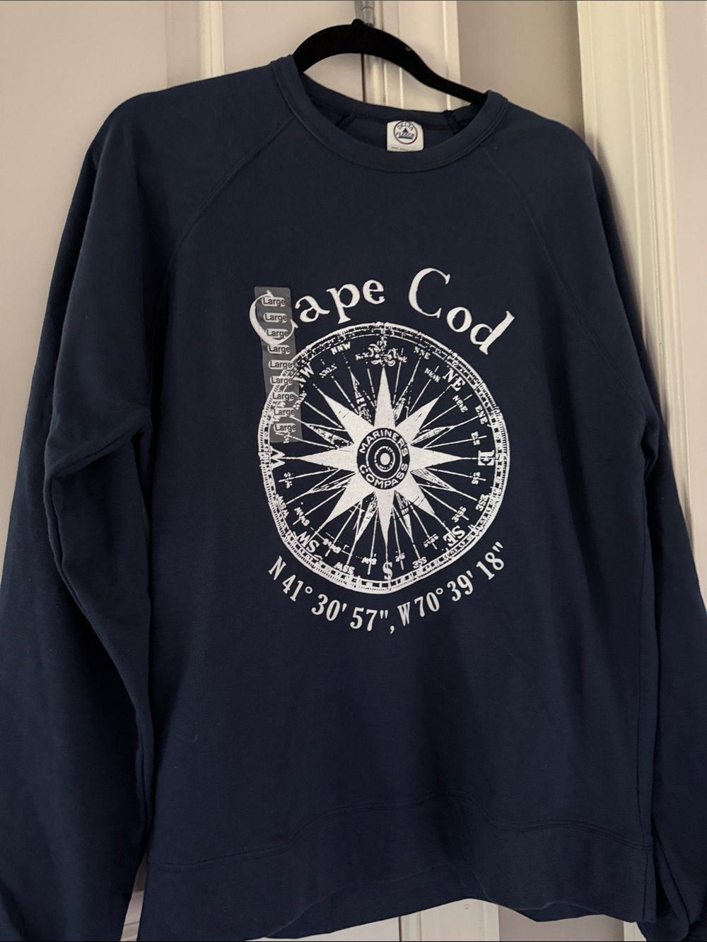 Cape Cod Compass Graphic Navy Women’s Sweatshirt L